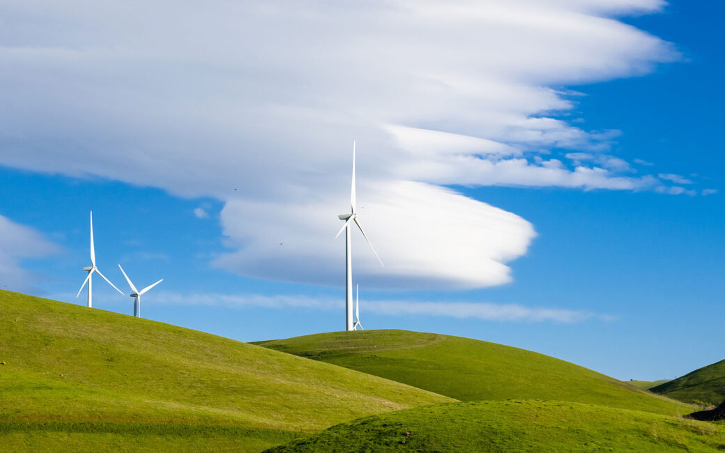 Wind turbines on the hills of east San Francisco bay area, Altamont Pass, Livermore, California